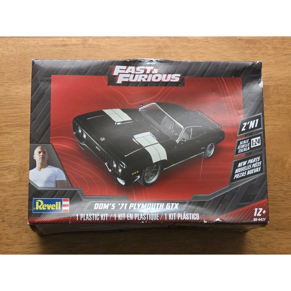 1/24 SCALE REVELL DOM'S 1971 PLYMOUTH GTX FAST & FURIOUS MODEL KIT #85-4477